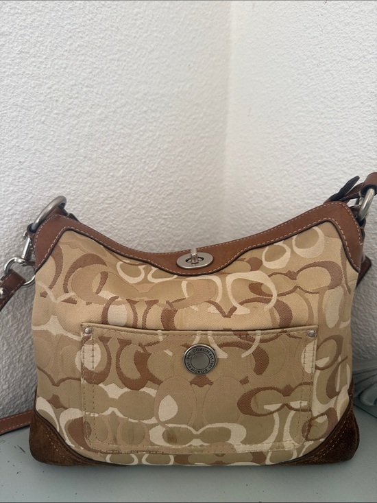Coach Handbags - VTG Coach Chelsea Optic C
Signature Jacquard Shoulder
Bag